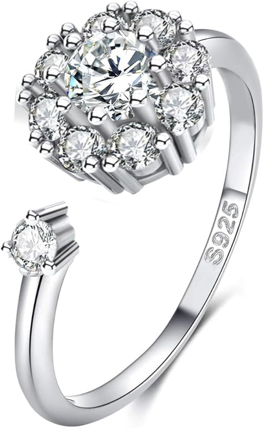 close up of VVS1 lab created moissanite flower halo ring sparkle