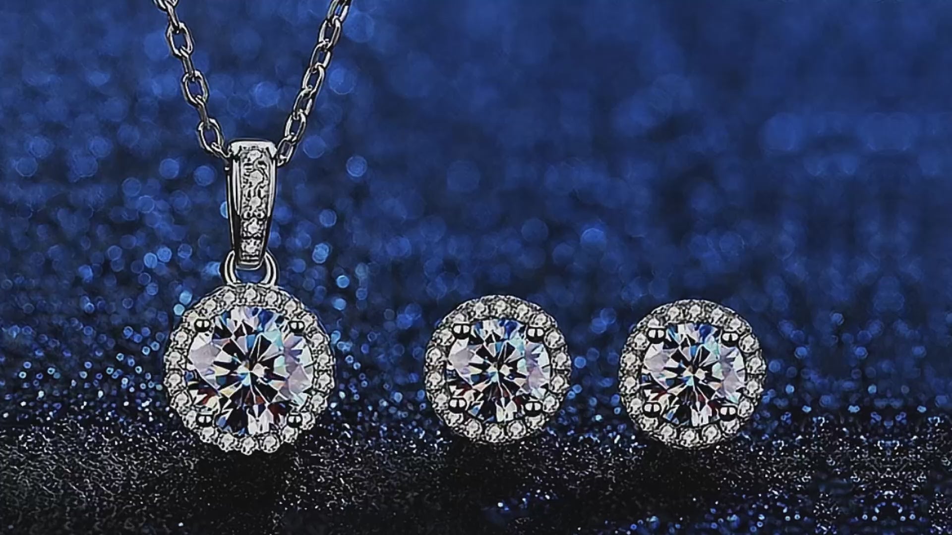 Women's Moissanite Necklace, 1CT Moissanite Diamond Pendant, Lab-Grown, Rhodium-Plated, Silver Necklace with Single Gemstone, Comes with Gift Box.